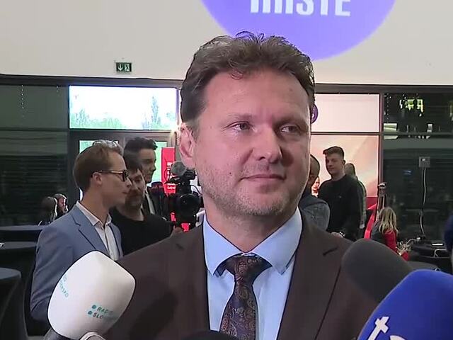 V českých voľbách vedie ANO. Prajeme si jednofarebnú vládu, bola by efektívnejšia, vraví Vondráček