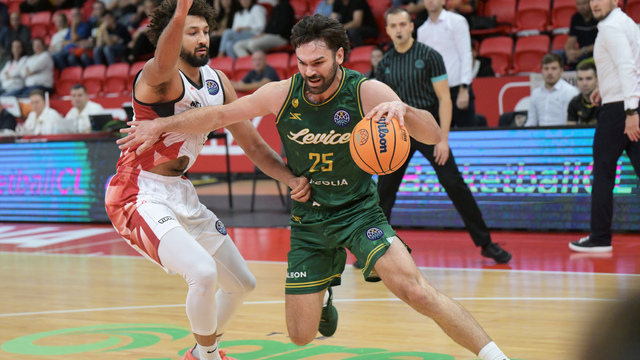 Szolnoki Olajbányász - Patrioti Levice