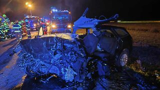 Záchranári opísali prvé detaily nehody na Horehroní: Zo siedmich účastníkov tragédie prežilo len dieťa