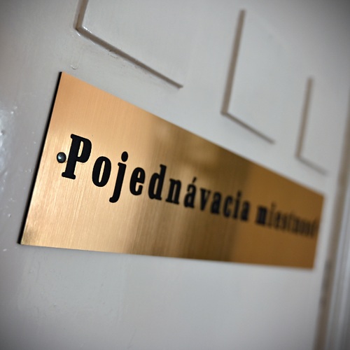 špecializovaný trestný súd pojednávacia miestnosť súd 