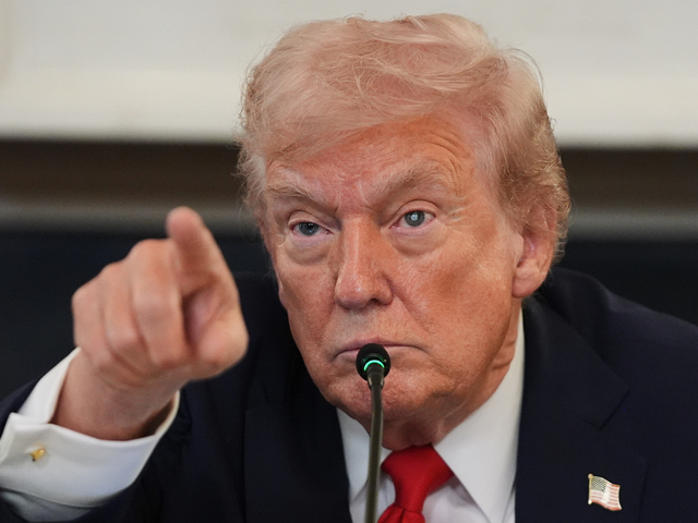 „Zaslúžim si ju, ale nikdy mi ju nedajú,“ hovorí Trump. Má prezident USA reálnu šancu na Nobelovu cenu za mier?