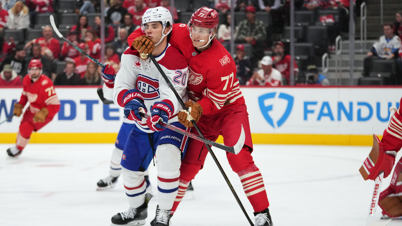  Juraj Slafkovský a Simon Edvinsson 