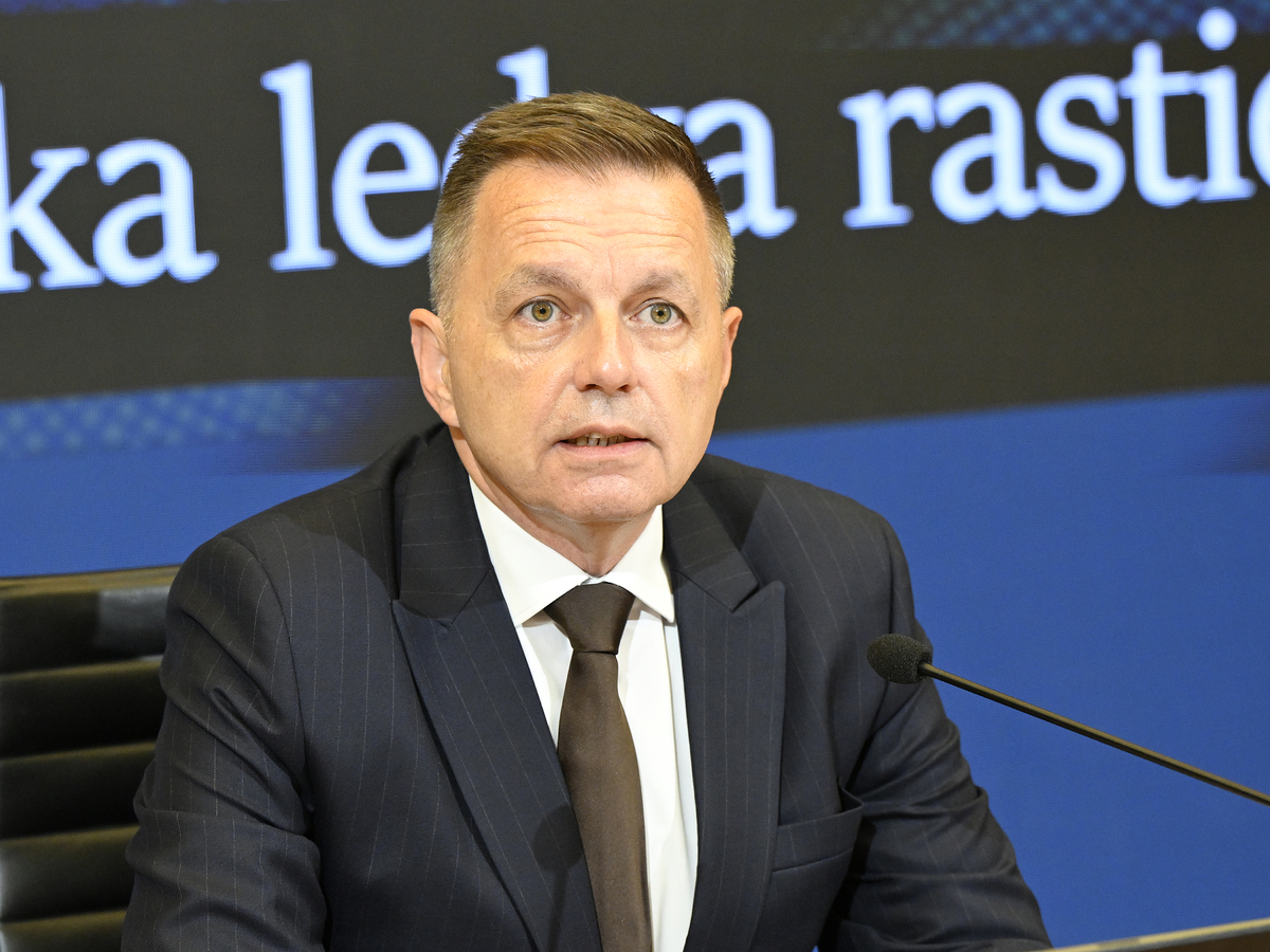 Peter Kažimír
