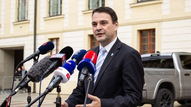 predseda strany Motoristi sebe Petr Macinka