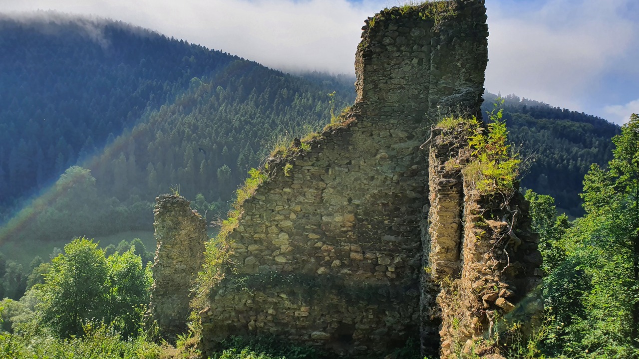 20210806_Gelnica_hrad_07801855.jpg