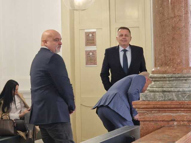 Kažimír vypovedal v kauze Mýtnik. Tvrdí, že do tendrov nezasahoval a Imreczeho nazval klamárom