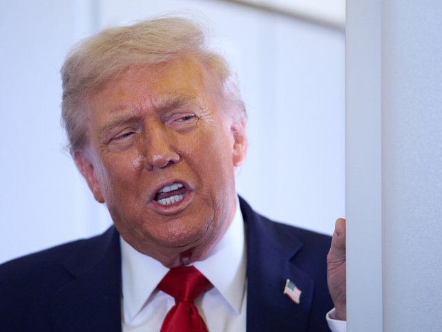 Nie všetci republikáni už držia s Trumpom. Senát posunul uznesenie, ktoré môže obmedziť vojnu s Iránom