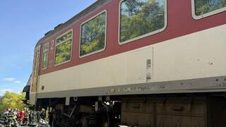 Dopravu obnovili. Železnice sa spamätali z nehody vlakov, cestujúcich odškodnia, až sa preukáže ich chyba