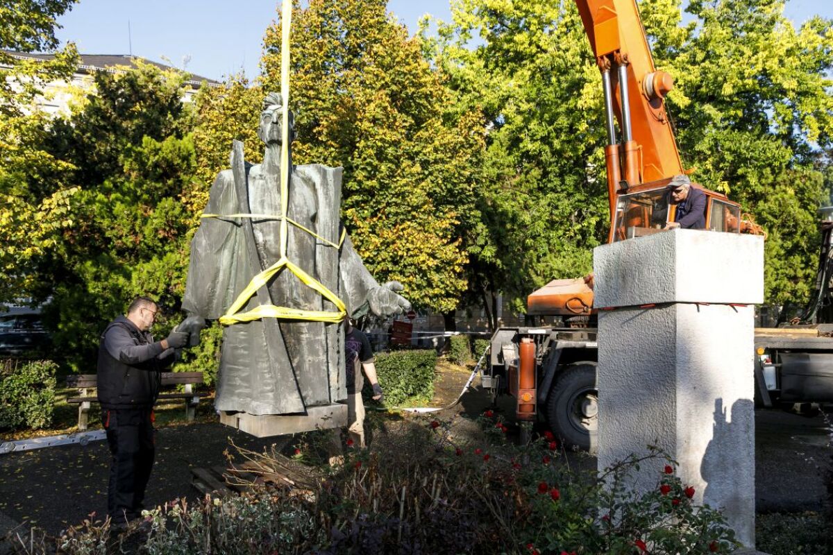 Marek Čulen pomník