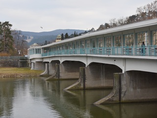 Kolonádový most