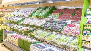 potraviny obchod ovocie zelenina pult