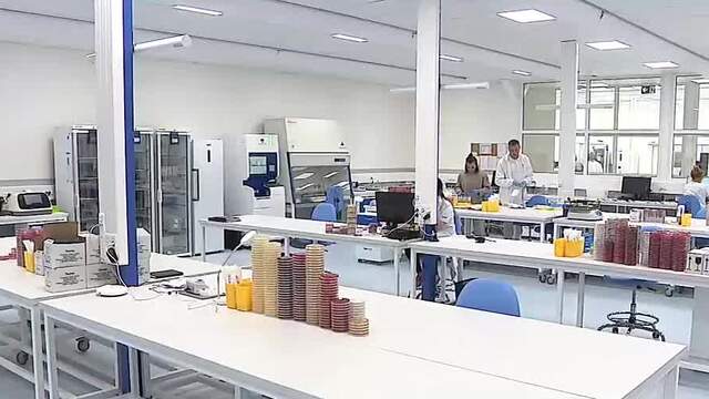 5-DOBRE-SPRAVY-LABORATORIUM