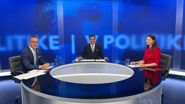 V-POLITIKE-TOMAS-HOLECKOVA