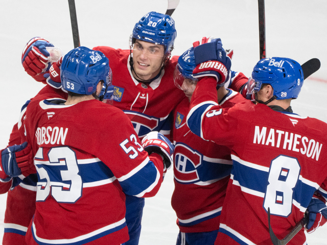 NHL: Slafkovský sa stal prvou hviezdou zápasu s Buffalom. Calgary i Rangers opäť bez bodov
