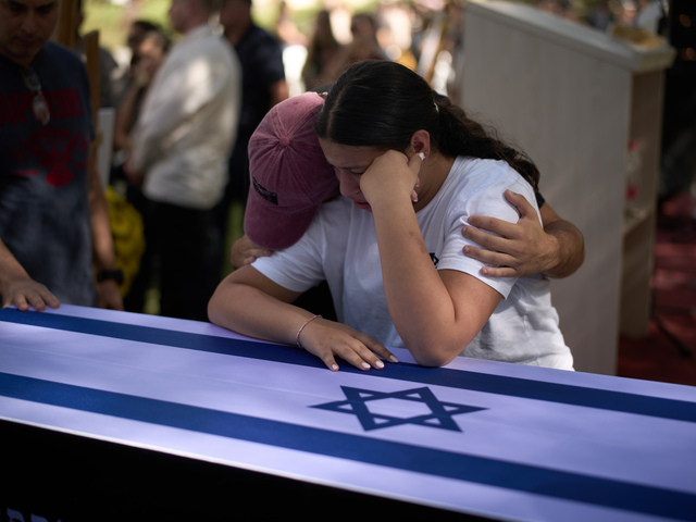 Hamas odovzdal Červenému krížu telá ďalších izraelských rukojemníkov. Viceprezident USA medzitým vyzýva na trpezlivosť