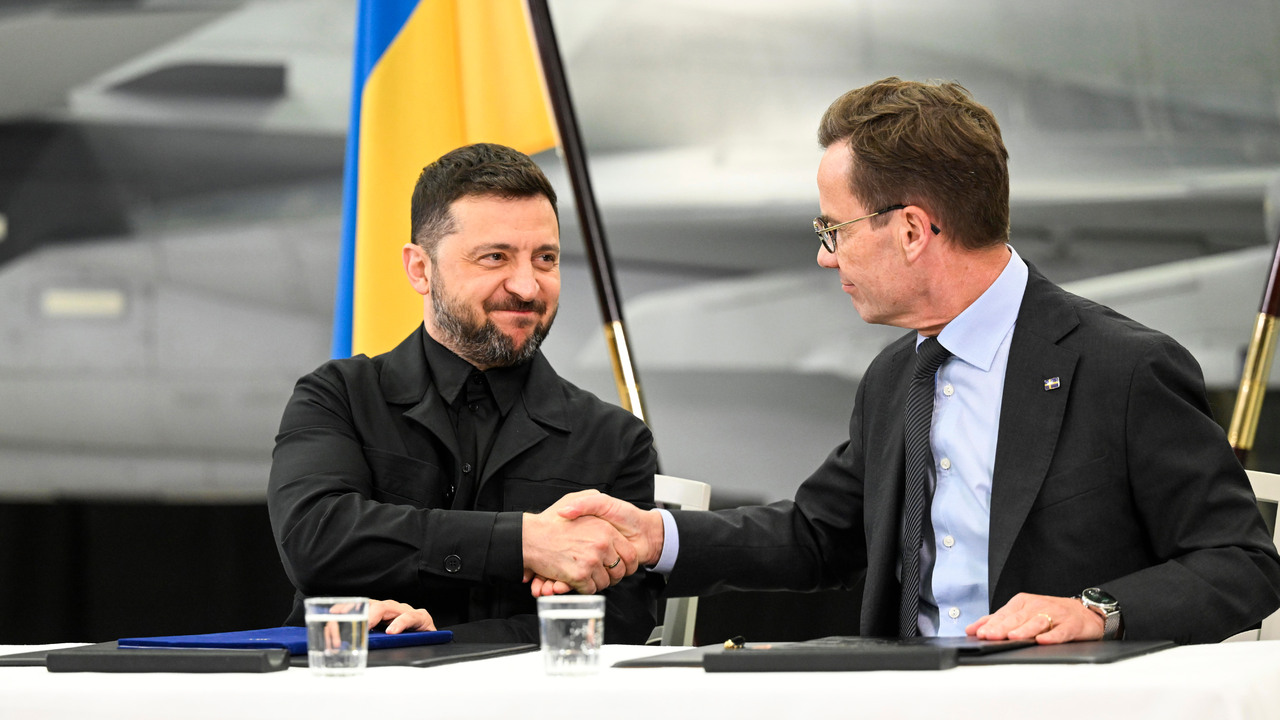 Švédsky premiér Ulf Kristersson a Zelenskyj