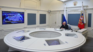 Rusko považuje sankcie USA za kontraproduktívne. Tvrdí, že je voči nim imúnne a má právo na primeranú reakciu