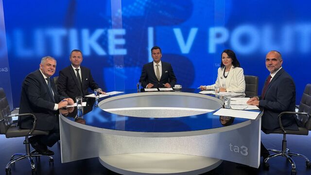 V-POLITIKE-KERY-MICHELKO-JURIK-CAUCIK