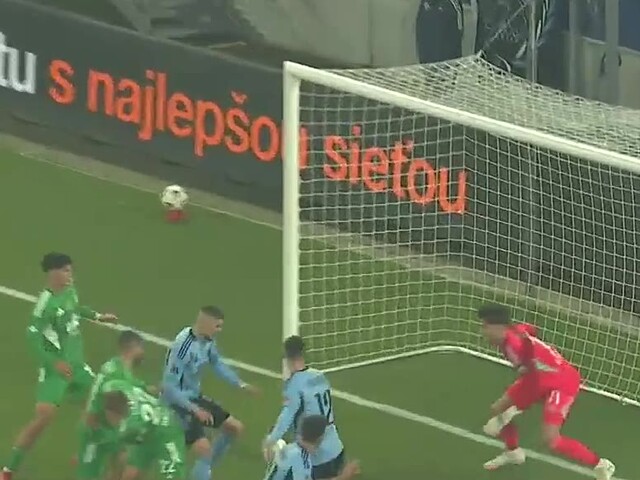 Slovan padol prvýkrát v sezóne. Nováčik Tatran Prešov triumfoval na Tehelnom poli po dramatickom závere