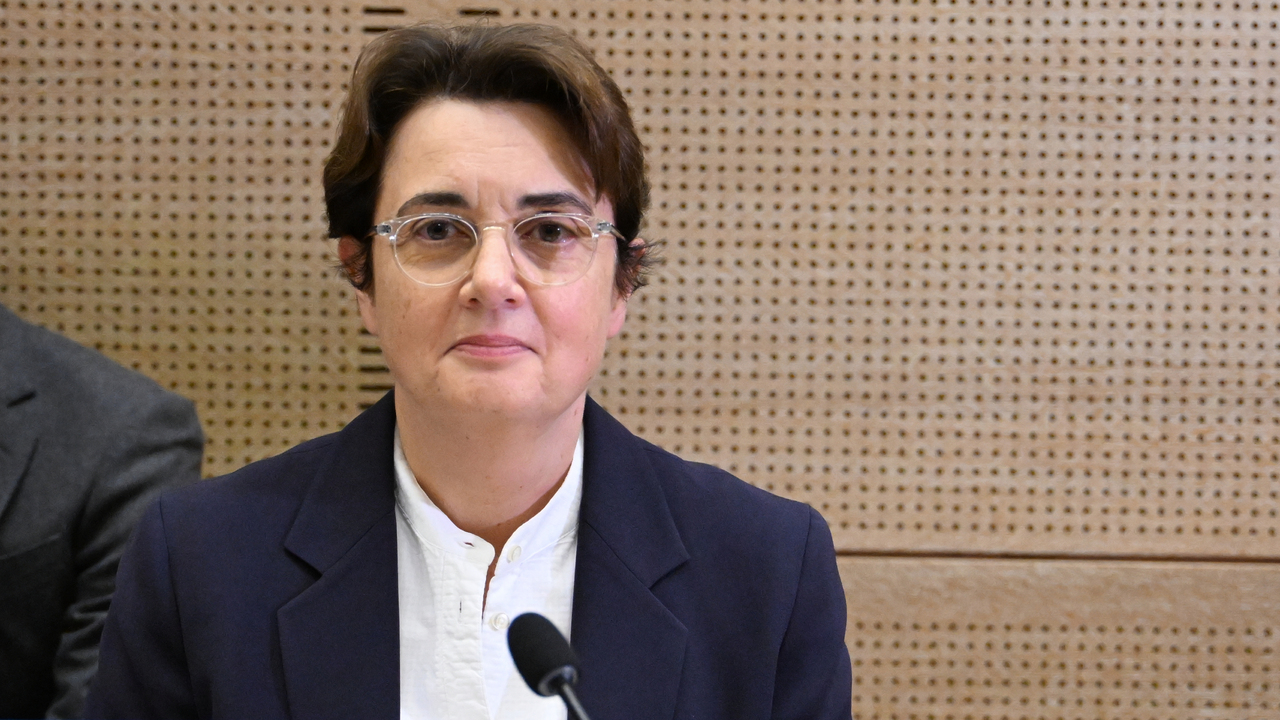 Laurence des Carsová