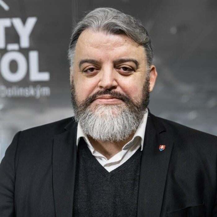 Eduard Chmelár