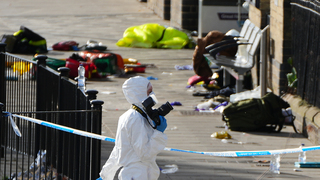 Británia útok nožom