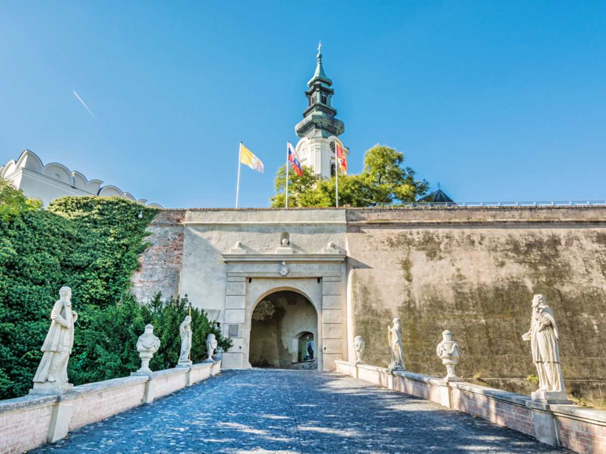 Nitra kostol vlajky vlajka 