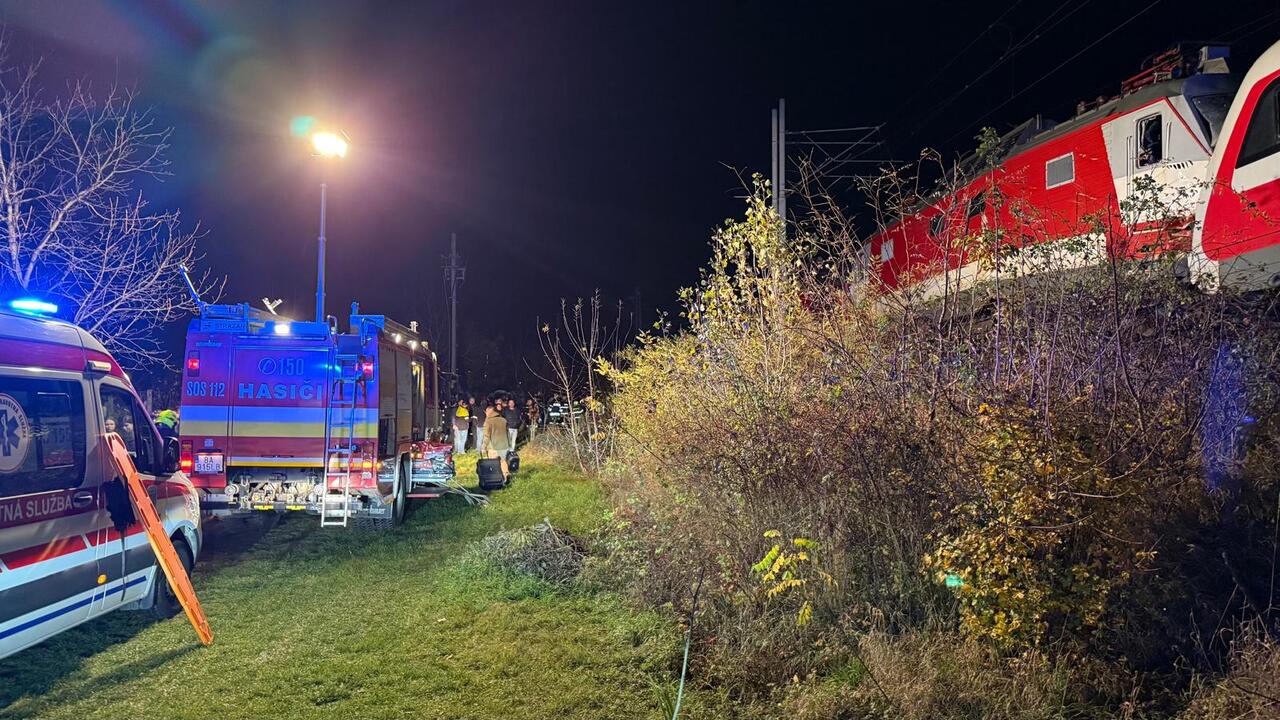 Od Pezinka po Nové Zámky. Séria vlakových nehôd odhaľuje slabiny našich železníc