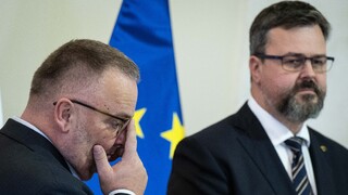 Systém ETCS pri zrážke vlakov pri Pezinku zafungoval a zmiernil následky, tvrdí šéf ZSSK. Obaja rušňovodiči sú skúsení