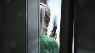 Pomôcť tínedžerom alebo pripraviť štát o 70 miliónov? Experti: Zákaz e-cigariet môže fungovať, no háčikov je niekoľko