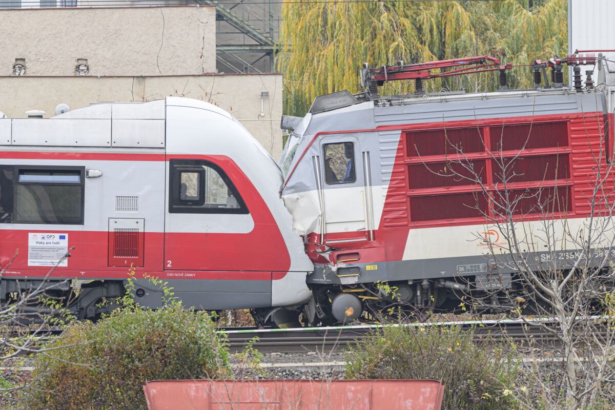 20251110_nehoda_vlaky_PK_001171813.jpg