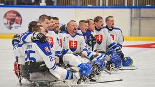 Slovenskí hokejisti si vybojovali postup na zimnú paralympiádu. V rozhodujúcom zápase porazili Kóreu 