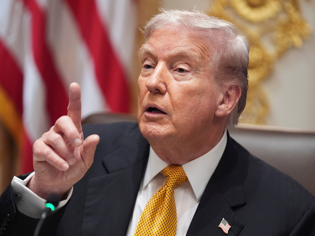 Musím BBC zažalovať, vyhlásil Trump. Jeho zostrihaný „krásny a upokojujúci“ prejav vraj zmasakrovali