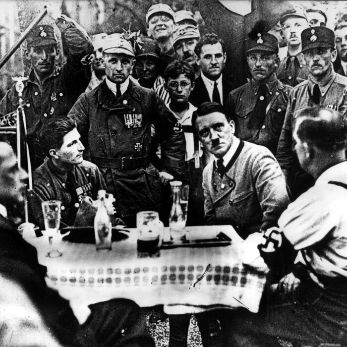 Hitler Mníchov puč