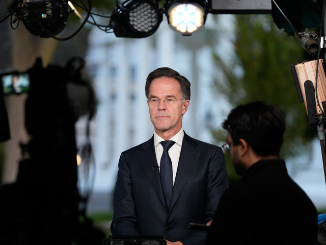 Európa sa bez Spojených štátov nevie brániť, vyhlásil Rutte. Bez pomoci USA by nás to stálo miliardy