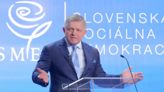 Toľko strán kandidovať nemôže, vyhlásil Fico v Nitre. Rečnil o zmene volebného systému aj o prešetrení Kuciakovej vraždy