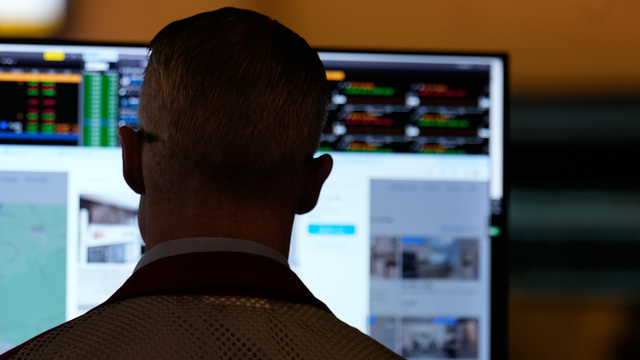 market práca pracovník počítač 