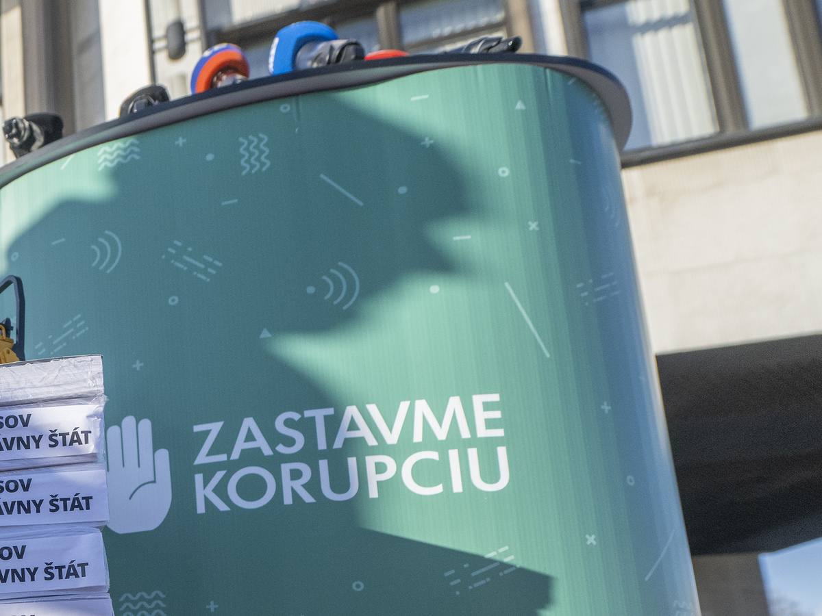 zastavme korupciu.jpg