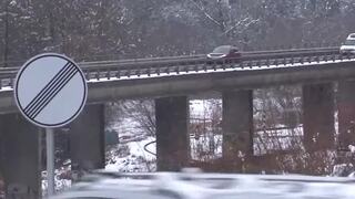 Bude to drahšie, neskôr, ani most ešte nestojí. Tri kilometre R1 pri Bystrici sú začarované, a to nie je všetko