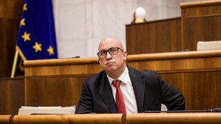 Kto chce odchod Ráža? Matovič podal návrh na odvolanie, prikývla celá opozícia. Ak sa pridá Hlas, uspejú