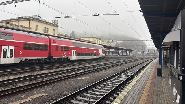 vlak ZSSK Bratislava hlavná stanica 