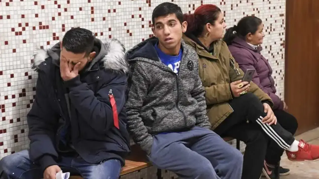 rómovia chlapci šikana policajti