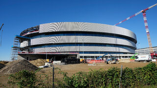 Organizátori ZOH 2026 nemajú plán B, ak hokejovú halu v Miláne nestihnú dokončiť. Testovacie podujatia posunuli