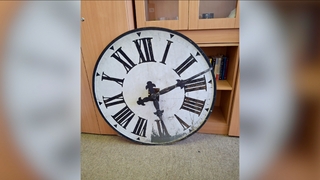 Hodiny krádež Smolník