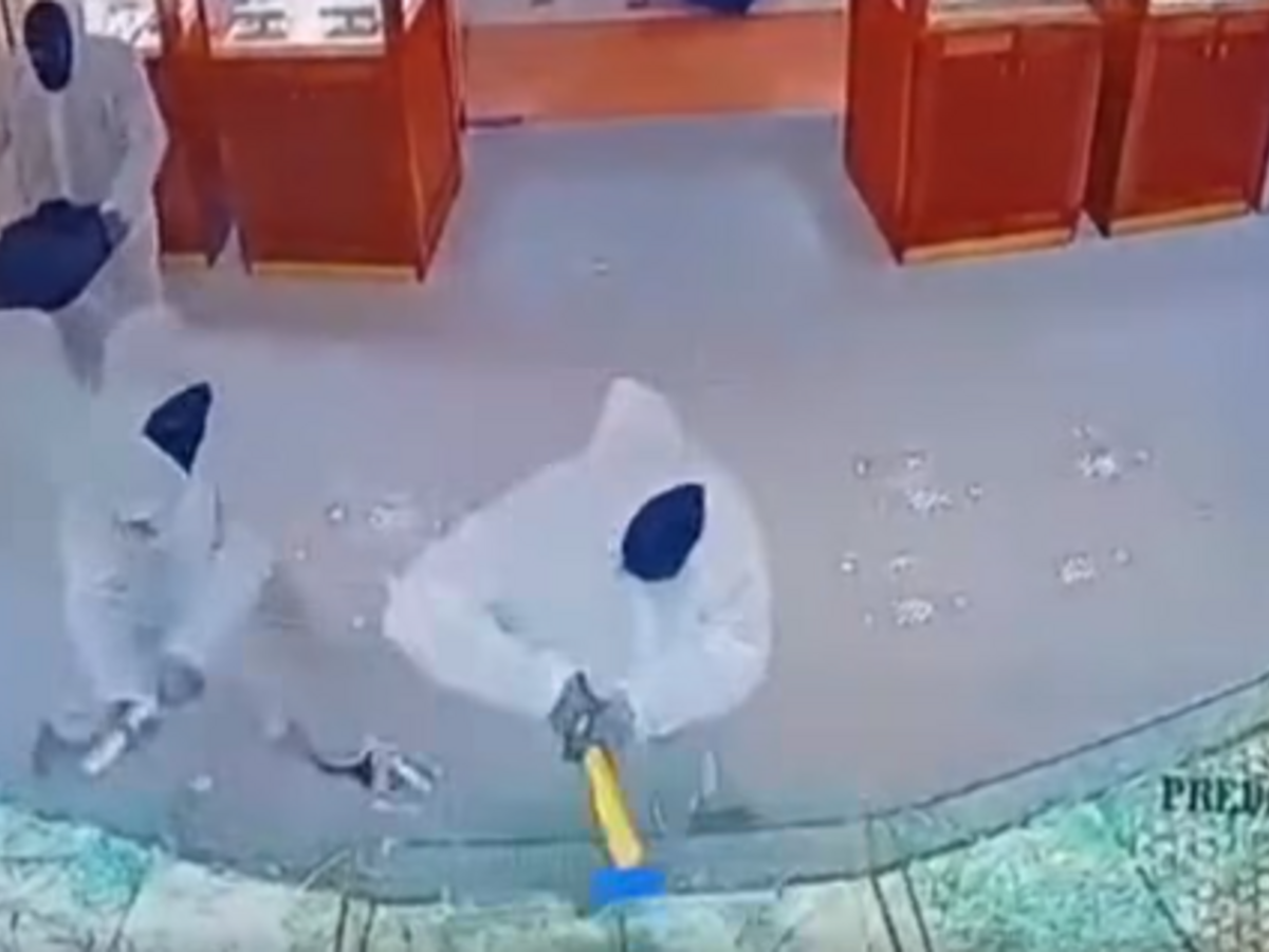 krádež bratislava zlatníctvo