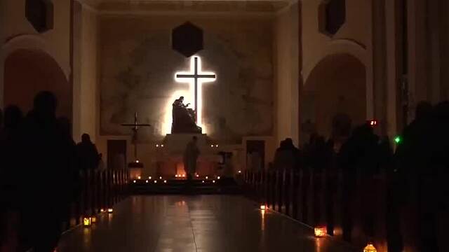 LED-cela-PO-KOSTOLNE-ZVONY