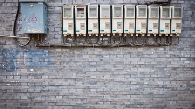 energopomoc hodiny energia elektromer