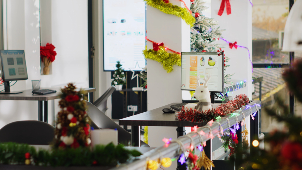 kancelária vianoce zamestnanec zamestnanci 