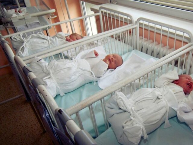 Demografická kríza na Slovensku. Rodí sa najmenej detí za 100 rokov a odborníci očakávajú ďalší prepad