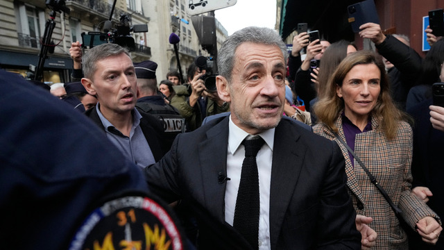 sarkozy kniha.jpg